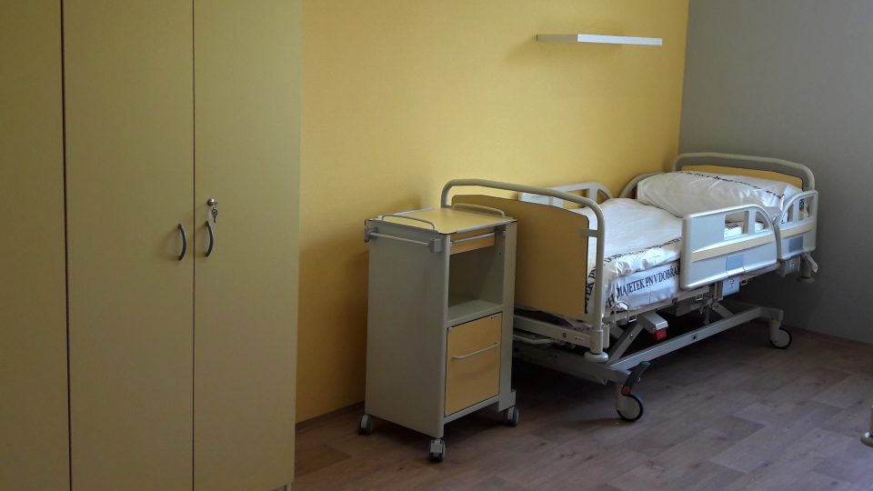 Psychiatrická nemocnice v Dobřanech má nový léčebný pavilon. Pacientům nabídne větší soukromí a přibylo i několik terapeutických místností