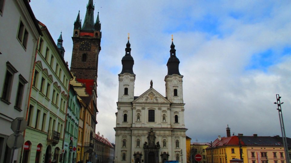 Klatovské náměstí spolu s kostelem