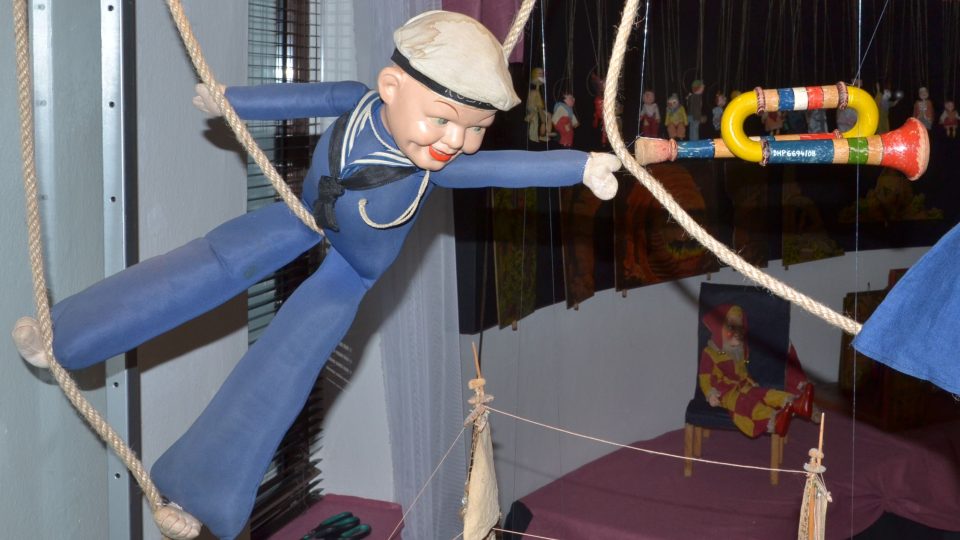Hračky a hrátky cestou časem zpátky - to je prázdninová výstava v Domě historie Přešticka
