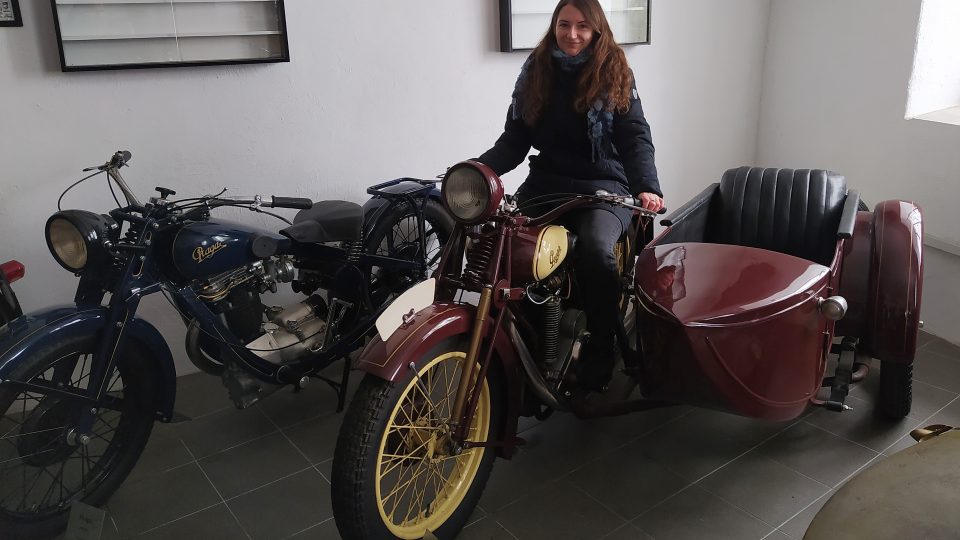 Redaktorka Kateřina Dobrovolná neodolala a motocykl vyzkoušela