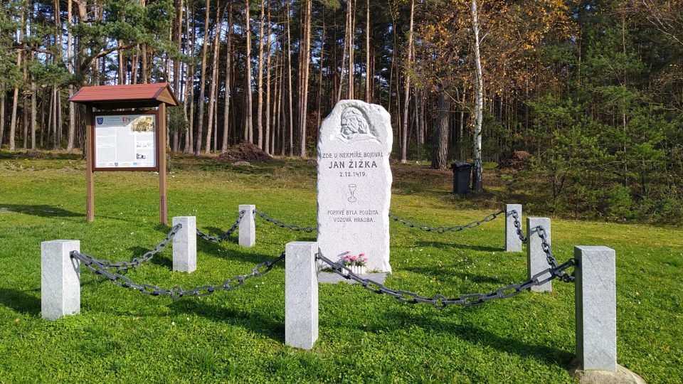 Pomník bitvy u Nekmíře na severním Plzeňsku