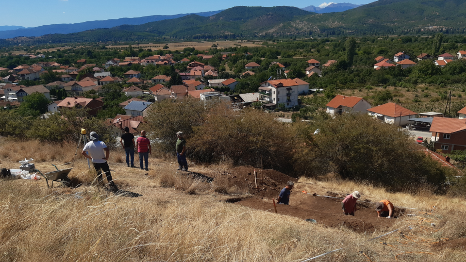 Archeologická sonda poblíž Ochridského jezera v Severní Makedonii