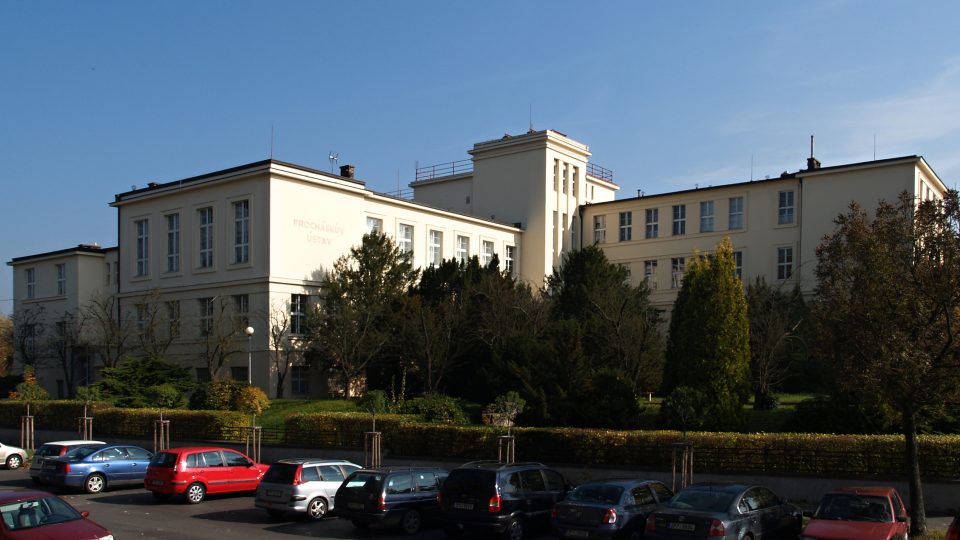 Lékařská fakulta v Plzni, Procháskův ústav