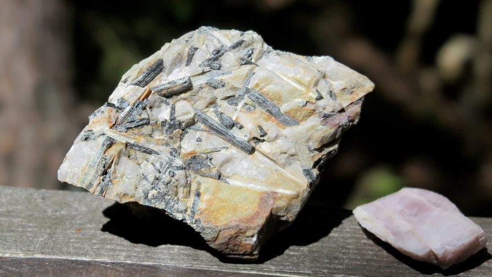 Zajímavé zbytky minerálů