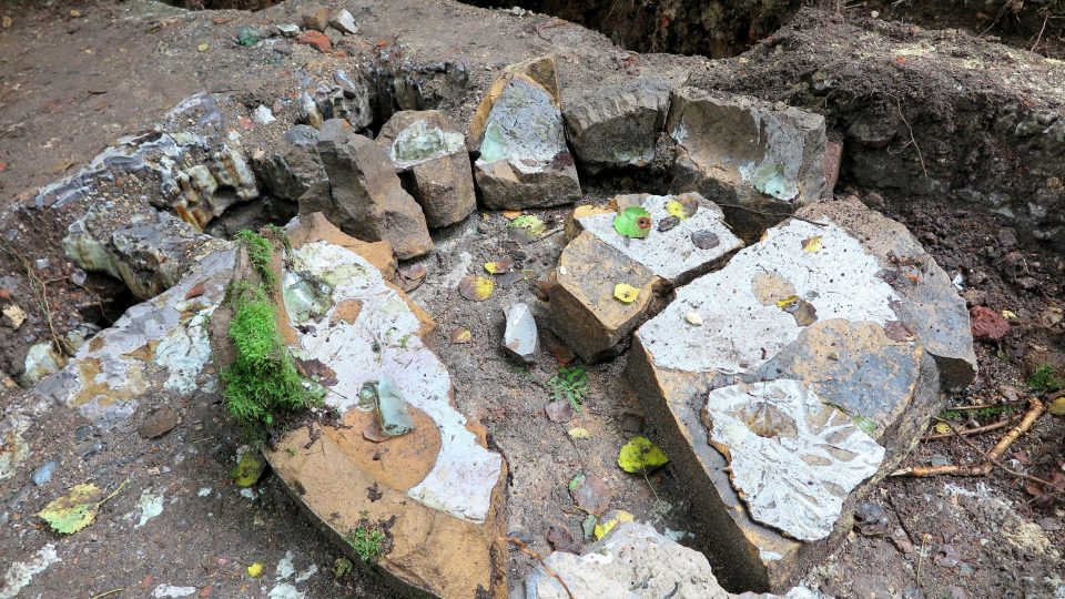 Zbytky zaniklé sklárny nedaleko Přimdy na Tachovsku