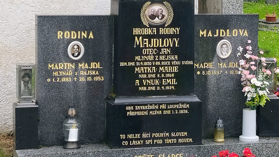 Hrob rodiny Majdlovy