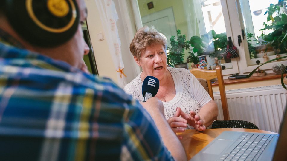 Paní Marie mluví moc hezky a nezalekla se ani mikrofonu