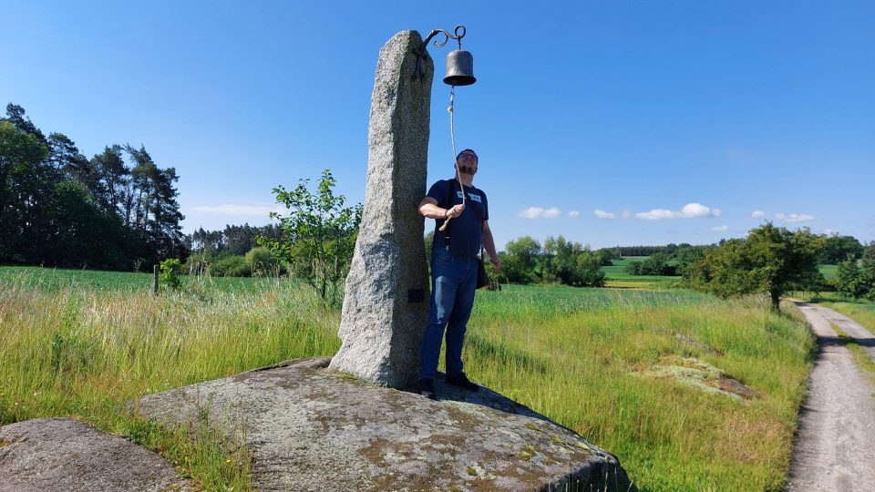 Na zvon si může kdokoli zazvonit