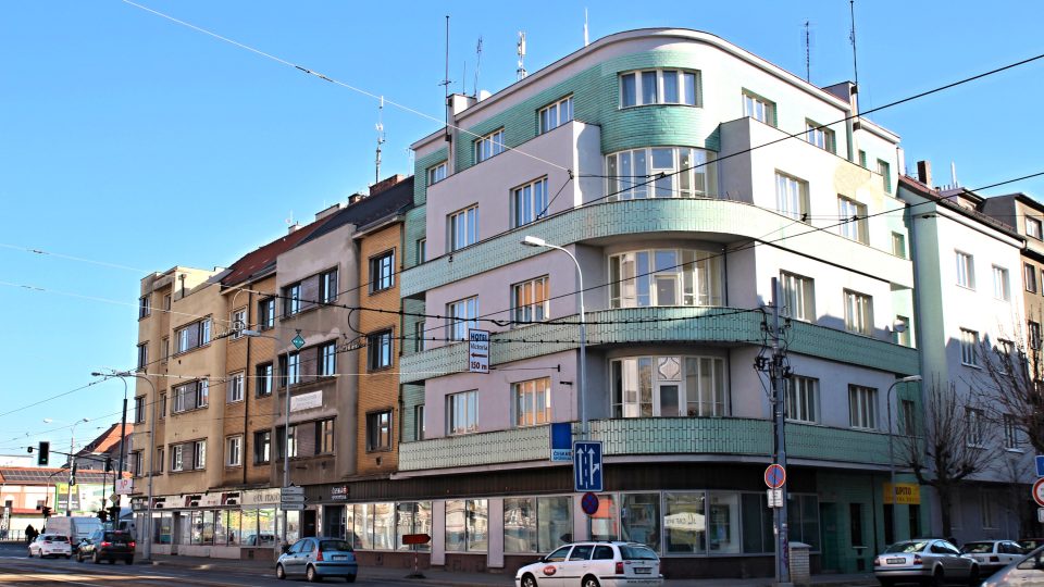 Strojírnu získala po úpadku firmy bratří Belaniů Plzeňská banka, která postupně celý objekt rozprodala na stavební parcely. Bloku obytných domů tedy dodnes zůstal název „Belánka“