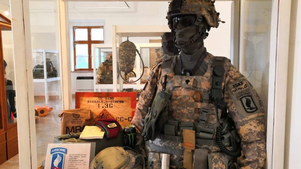 V Domažlicích jsou k vidění dvě nové výstavy s vojenskou tematikou