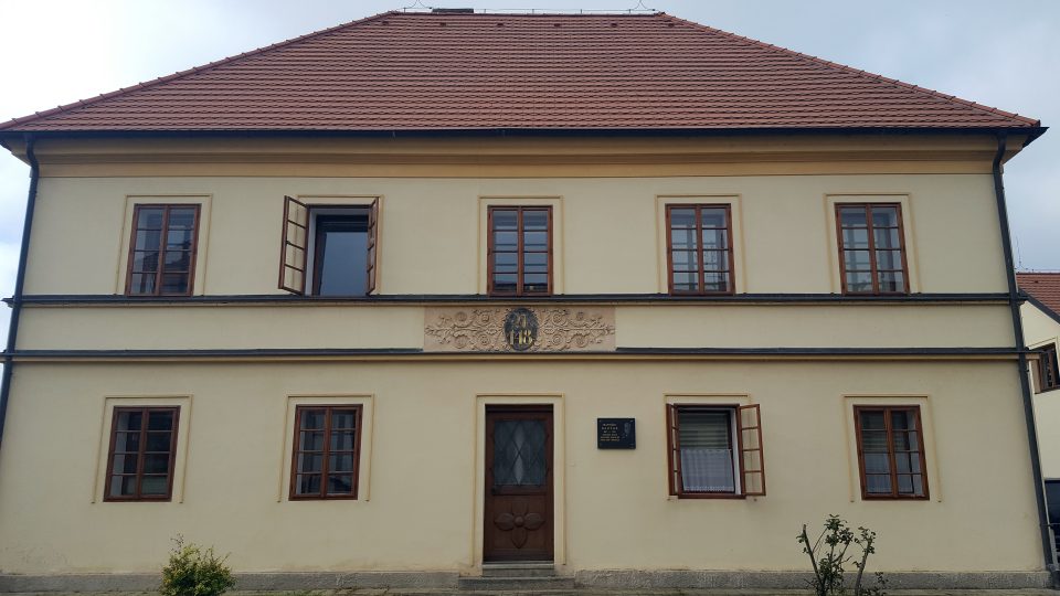 Domek v Blovicích dnes slouží městskému úřadu