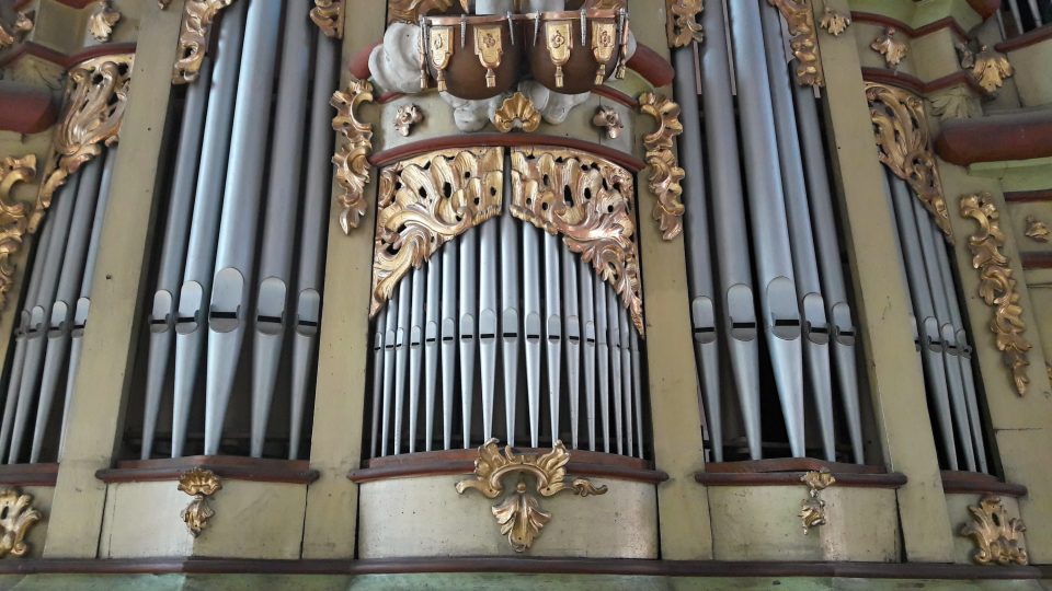 Varhany v kostele sv. Mikuláše v Dobřanech 