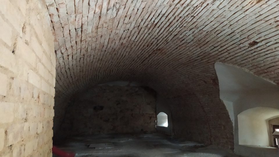Původní vnitřní prostory panského statku na Doubravce