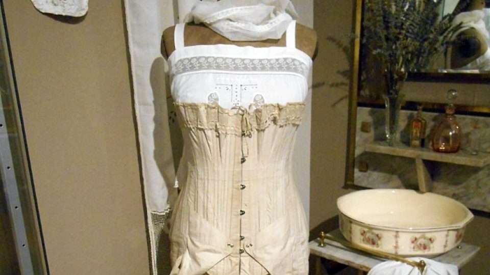 Výstava Kouzlo starého textilu