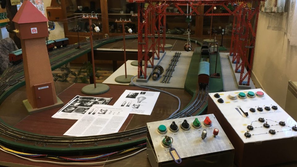 Modelová železnice je součástí expozice
