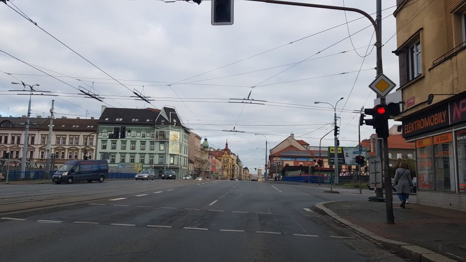 Ulice U Trati v Plzni se začíná rekonstruovat - křižovatka Na Belánce
