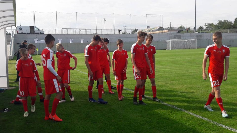 Mladí fotbalisté mají v Plzni k dispozici nový tréninkový areál