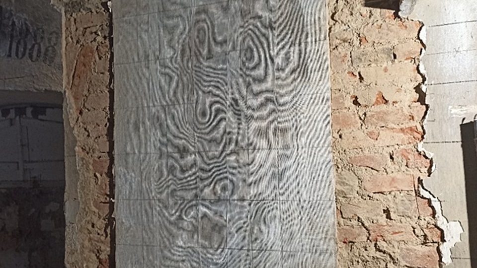 Nástěnná malba před restaurováním