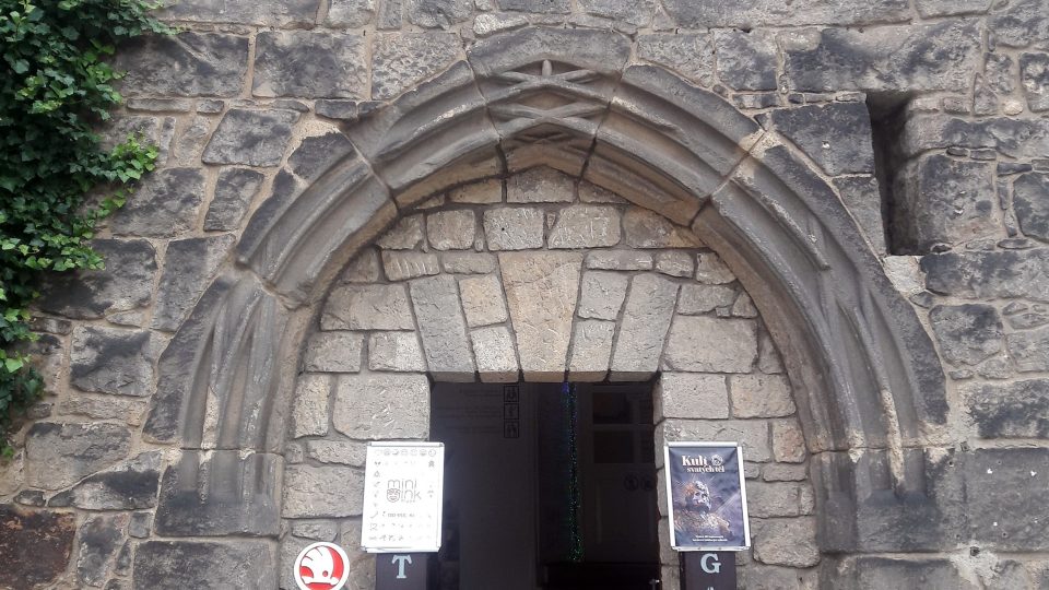 Vchod do Černé věže v Plzni