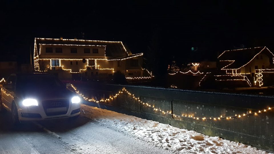 Vánoční osvětlení v Čepicích u Sušice