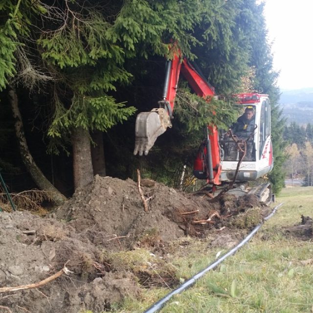 Hlavní lyžařské areály v Plzeňském i Karlovarském kraji chystají před letošní sezónou novinky a investice. Ilustrační foto | foto: Václav Malina,  Český rozhlas