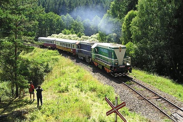 Historické lokomotivy na trati Pňovany - Bezdružice | foto: Bezdružická lokálka www.bezdruzickalokalka.cz