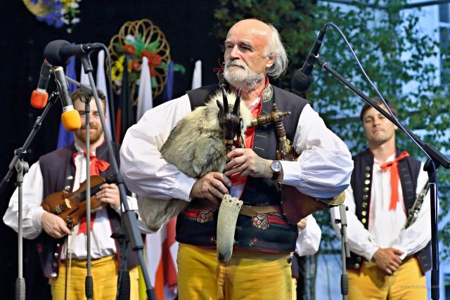 Dudák a výrobce dud Jaromír Konrady | foto: archiv MFF CIOFF PLZEŇ